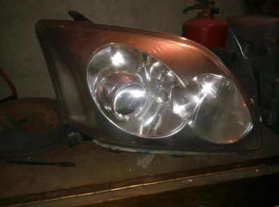 Лот: 5486909. Фото: 1. toyota avensis фара правая ксенон. Оптика и освещение
