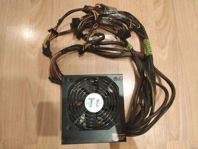 Лот: 18571347. Фото: 1. Блок питания Thermaltake TR2 800W. Корпуса, блоки питания