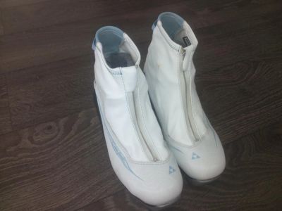 Лот: 8366540. Фото: 1. Ботинки лыжные Fischer style comfort... Ботинки