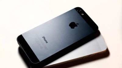 Лот: 7465109. Фото: 1. iPhone 5S 64gb. Смартфоны