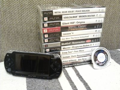 Лот: 11705327. Фото: 1. PSP 2008 Slim + карта памяти 4GB... Игровые приставки, консоли