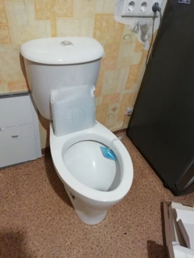 Лот: 12639119. Фото: 1. Унитаз. Унитазы, биде