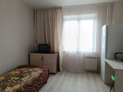 Лот: 25520626. Фото: 1. Сдам квартиру студгородок посуточно. Квартиры, гостиницы