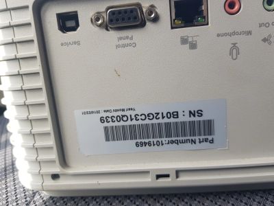 Лот: 15717396. Фото: 1. Проектор smart uf70. ЖК-мониторы