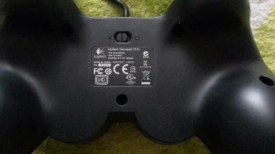 Лот: 7220963. Фото: 1. Logitech Gamepad F310 + Диск с... Другое (компьютеры, оргтехника, канцтовары)