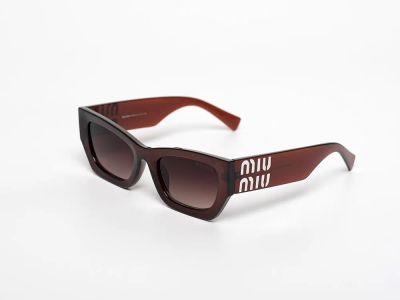 Лот: 21773732. Фото: 1. Очки Miu Miu. Очки солнцезащитные