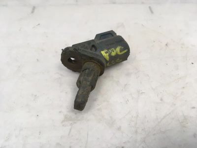 Лот: 21711611. Фото: 1. датчик abs Ford Focus CB4. Двигатель и элементы двигателя