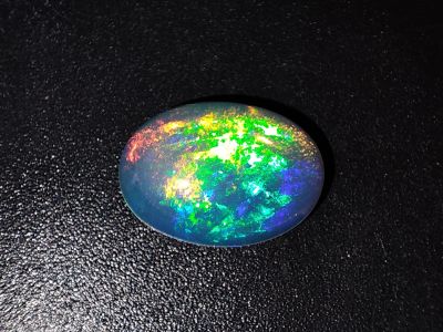Лот: 21055093. Фото: 1. Кабошон: 3.11 ct. Опал овал (Эфиопия... Драгоценные и поделочные камни