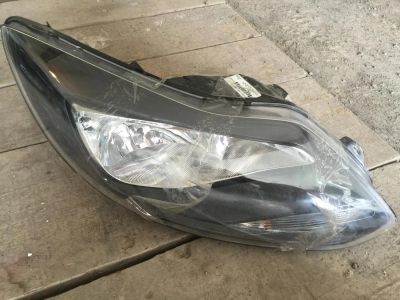 Лот: 7831276. Фото: 1. Передняя правая фара на Ford Focus... Оптика и освещение