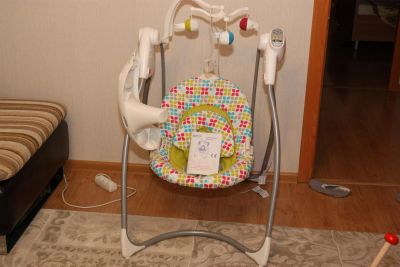 Лот: 4040034. Фото: 1. Детские электрокачели Graco Loving... Ходунки, прыгунки, качели