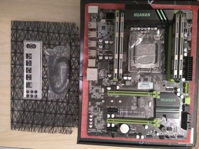 Лот: 12815004. Фото: 1. E5-2670 / Huanan X79 2.49 / DDR3... Комплекты запчастей