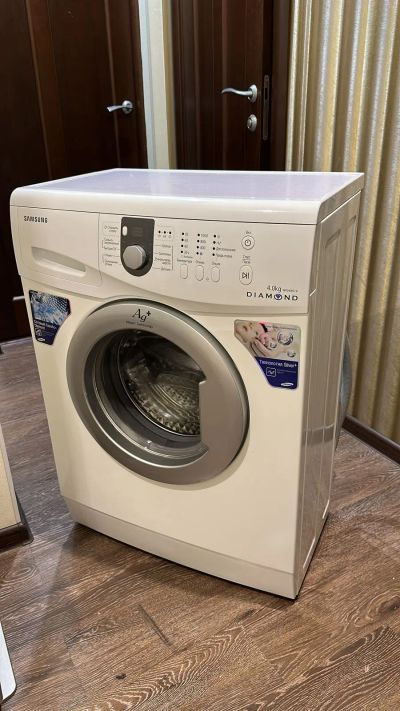 Лот: 20739964. Фото: 1. Стиральная машинка Samsung (не... Стиральные машины