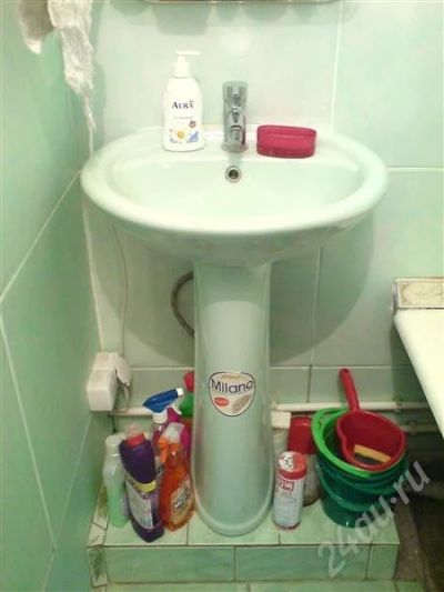 Лот: 552212. Фото: 1. мойка с сифоном без смесителя. Мойки кухонные