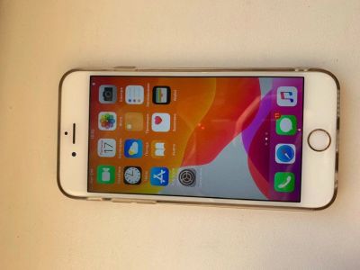 Лот: 15307633. Фото: 1. Смартфон Apple IPhone 6s Gold... Смартфоны