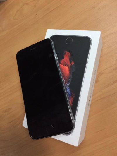 Лот: 9628609. Фото: 1. iphone 6s space gray 16 gb. Смартфоны