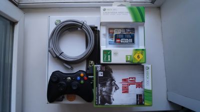 Лот: 11641532. Фото: 1. Xbox 360 Slim Kinect 4GB + оригинальный... Игровые приставки, консоли