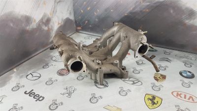 Лот: 23590501. Фото: 1. Коллектор впускной Suzuki Escudo... Двигатель и элементы двигателя