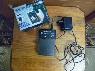 Лот: 2485403. Фото: 1. зарядное устройство ROBITON SMART... Зарядные устройства, блоки питания для бытовой техники