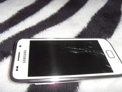 Лот: 2730657. Фото: 1. samsung galaxy s plus треснул... Смартфоны