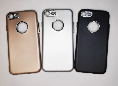 Лот: 22149212. Фото: 1. ЧЕХОЛ ДЛЯ iPhone 7 СИЛИКОН С СЕРЕБР... Чехлы, бамперы