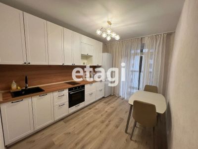 Лот: 25031962. Фото: 1. Сдам 1-комн. кв. 42 кв.м. Красноярск... Квартиры, студии