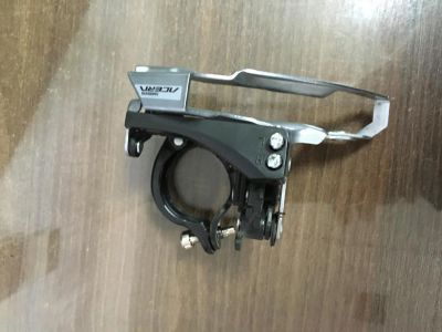 Лот: 7591875. Фото: 1. Переключатель передний shimano... Запчасти