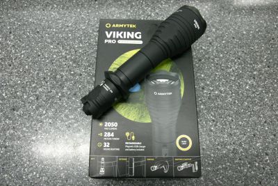 Лот: 19133755. Фото: 1. Тактический фонарь Armytek Viking... Фонарики