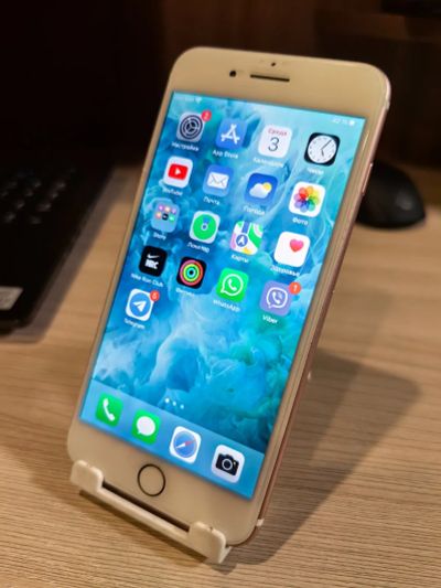 Лот: 21171619. Фото: 1. iPhone 7 Plus 128GB Rose Gold. Смартфоны