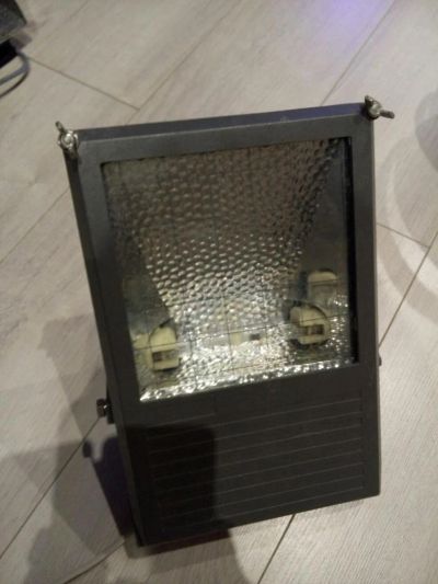 Лот: 4922381. Фото: 1. Прожектор металлогалогенный 70W... Оборудование
