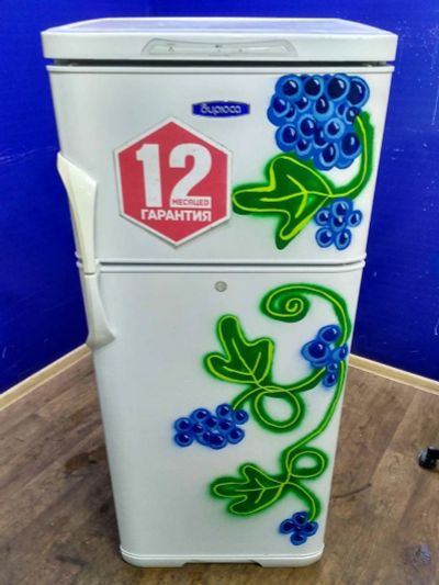 Лот: 11889385. Фото: 1. Холодильник бирюса 136 r (01068059... Холодильники, морозильные камеры