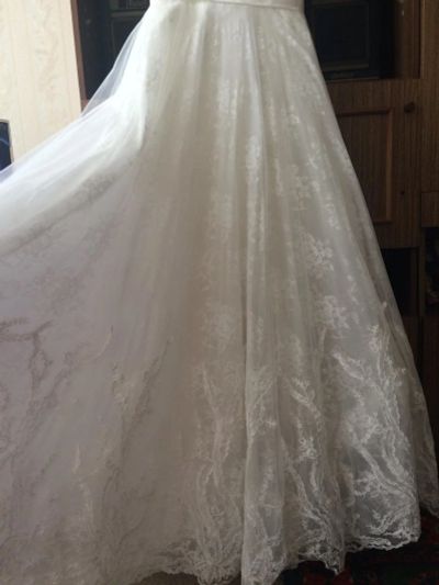 Лот: 9146650. Фото: 1. Свадебное платье молочного цвета. Свадебные платья