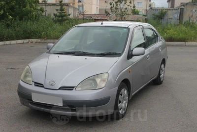 Лот: 11870126. Фото: 1. Toyota Prius. Автомобили
