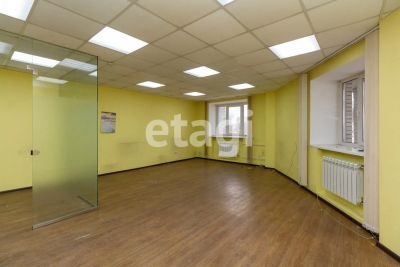Лот: 25294613. Фото: 1. 5-комн. и более квартира , Красноярск... Квартиры, студии