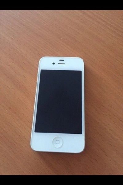 Лот: 7121517. Фото: 1. Apple iPhone 4S 8Gb. Смартфоны