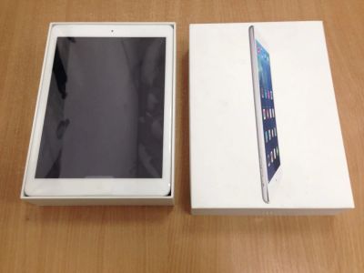Лот: 5474975. Фото: 1. Apple iPad Air 128Gb Wi-Fi + Cellular... Планшеты