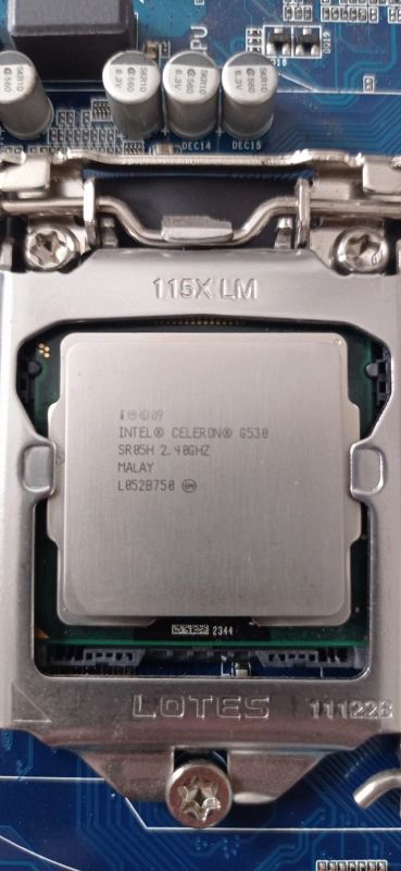 Лот: 20220349. Фото: 1. Материнская плата gigabyte GA-H61M-S2-B3... Материнские платы