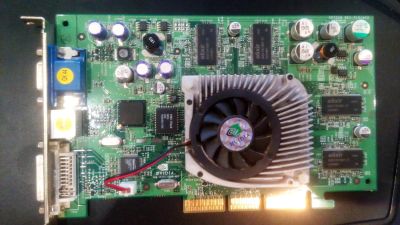Лот: 7541499. Фото: 1. Видеокарта AGP GeForce 4 Ti 4200... Видеокарты