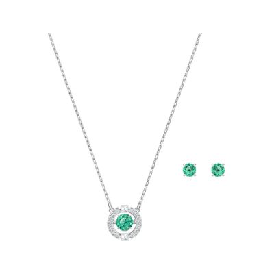 Лот: 23900346. Фото: 1. Кулон и серьги с кристаллами Swarovski. Другое (ювелирные изделия, бижутерия, часы)