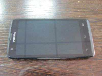Лот: 10361586. Фото: 1. Смартфон Philips W6500. Состояние... Смартфоны