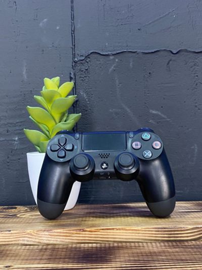 Лот: 18954408. Фото: 1. Оригинальный геймпад PS4(00259... Аксессуары для игровых приставок, консолей, геймпады
