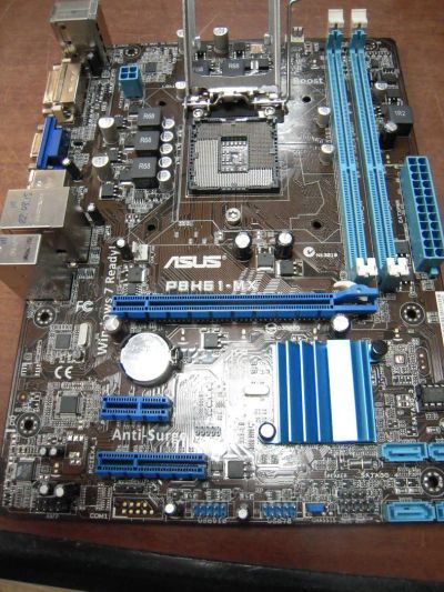 Лот: 5385994. Фото: 1. Мать 1155 сокет ASUS P8H61-MX... Материнские платы