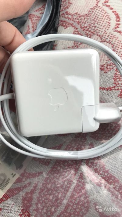 Лот: 11547322. Фото: 1. Устройство зарядное MacBook Pro... Зарядные устройства