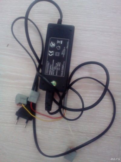 Лот: 13345723. Фото: 1. блок питания 12v-5v. Зарядные устройства, блоки питания для бытовой техники