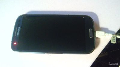Лот: 6714504. Фото: 1. Samsung Galaxy S3 GT-i9300 треснут... Смартфоны