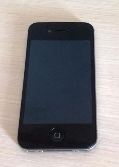 Лот: 9854897. Фото: 1. iPhone 4s обмен на ноут,нетбук. Смартфоны