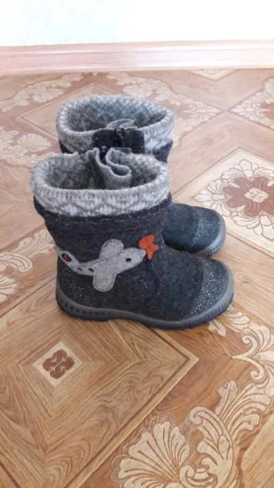 Лот: 8233947. Фото: 1. Валенки для мальчика Kapika, 26... Валенки, угги, унты