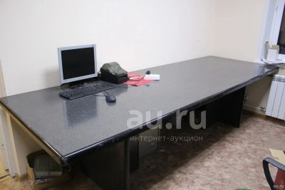 Лот: 18907522. Фото: 1. Большой стол 3м х 1.05м черный... Компьютерные и письменные столы