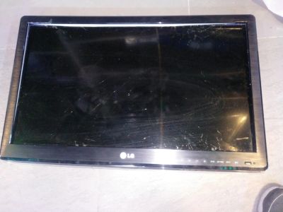 Лот: 13491509. Фото: 1. LG 26LS3500 разбит. Телевизоры