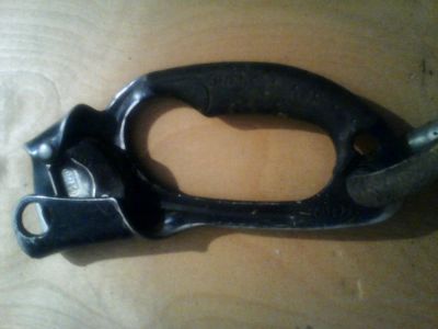 Лот: 5110895. Фото: 1. Жумар Petzl б/у. Альпинизм и скалолазание