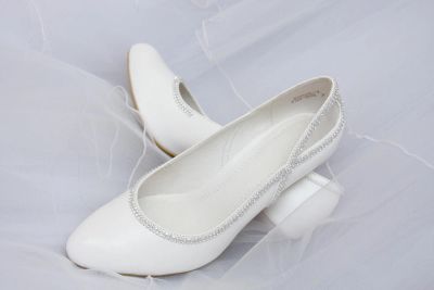 Лот: 9413900. Фото: 1. Туфли белые свадебные 38 размер. Туфли для невесты